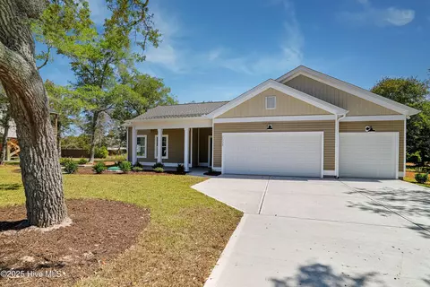 2594 Bellamy Dr SW, Supply, NC 28462