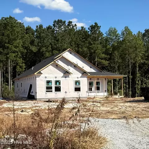 117 Trellis Ln, Vanceboro, NC 28586