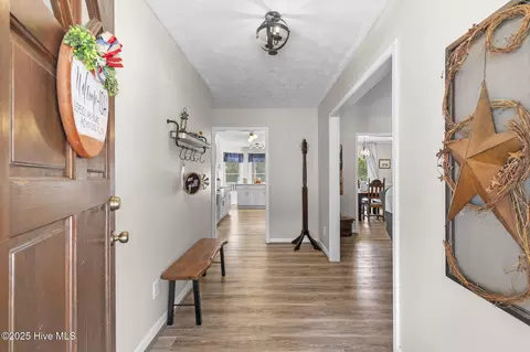 Entry Way - 16640 Titmouse Ct, Wagram, NC 28396 photo 1 of 2