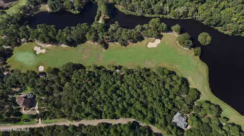 346 River Woods Dr, Wallace, NC 28466