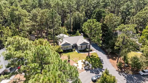 View/Area - 16 Monmouth Ct, Pinehurst, NC 28374 photo 2 of 3