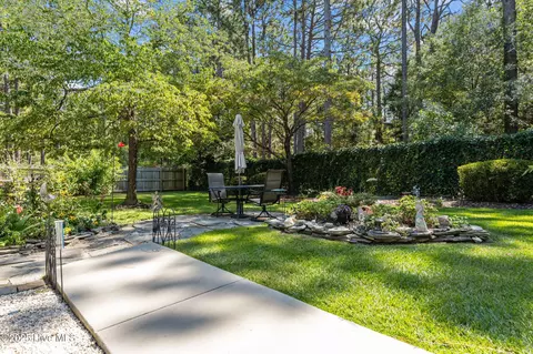 Exterior - 16 Monmouth Ct, Pinehurst, NC 28374 photo 9 of 15