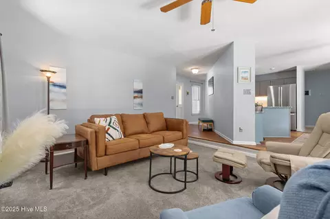 Living - 16 Monmouth Ct, Pinehurst, NC 28374 photo 3 of 5