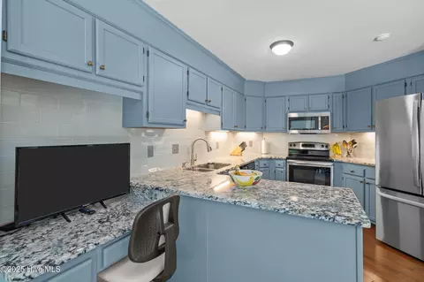 Kitchen - 16 Monmouth Ct, Pinehurst, NC 28374 photo 3 of 3