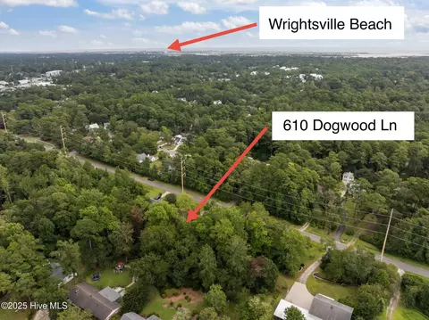 610 Dogwood Ln, Wilmington, NC 28409