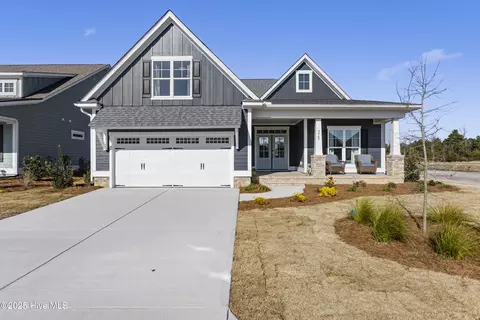 3462 Lake Club Cir, Bolivia, NC 28422