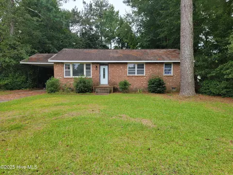 605 Doris Ave, Jacksonville, NC 28540