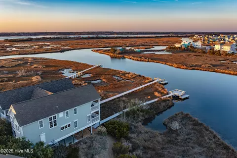 208 N Boca Bay Ln #A, Surf City, NC 28445