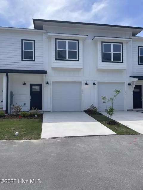 249 Townhome Ln #249, Southern Pines, NC 28387