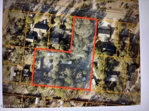 5007 Peachtree Ave, Wilmington, NC 28403