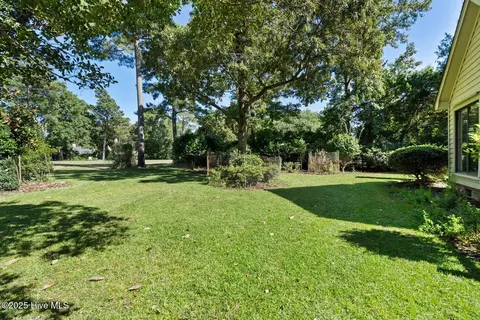 Exterior - 153 Olde Point Rd, Hampstead, NC 28443 photo 3 of 3