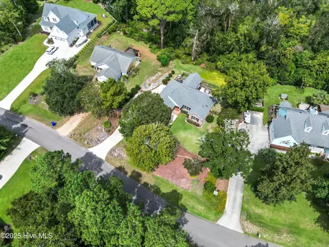 View/Area - 1020 Cordgrass Rd, Hampstead, NC 28443 photo 5 of 10