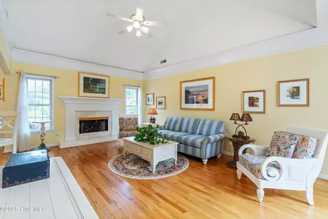 Living - 1020 Cordgrass Rd, Hampstead, NC 28443 photo 1 of 3