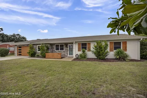 706 Argonne Ct, Wilmington, NC 28412