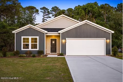 246 Harper Lake Dr, Boiling Spring Lakes, NC 28461