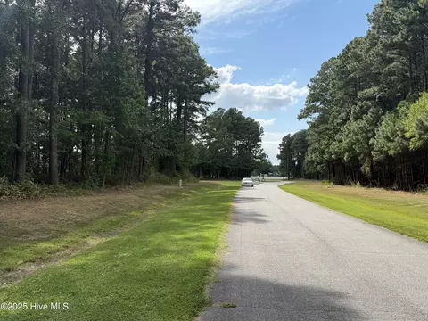 124 Indian Town Creek Dr, Hertford, NC 27944