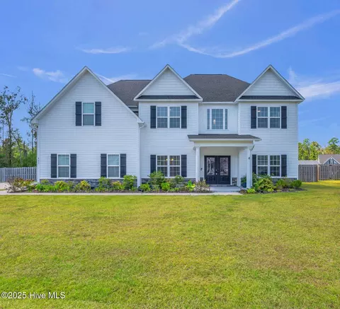 403 Habersham Ave, Rocky Point, NC 28457