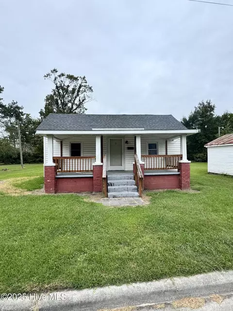 Exterior - 4270 High St, Ayden, NC 28513 photo 4 of 6