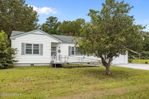 5149 Nc-101, Newport, NC 28570