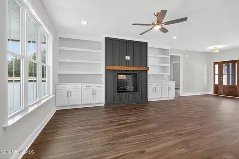 Living - 5141 Willows Edge Dr, Sims, NC 27880 photo 3 of 6