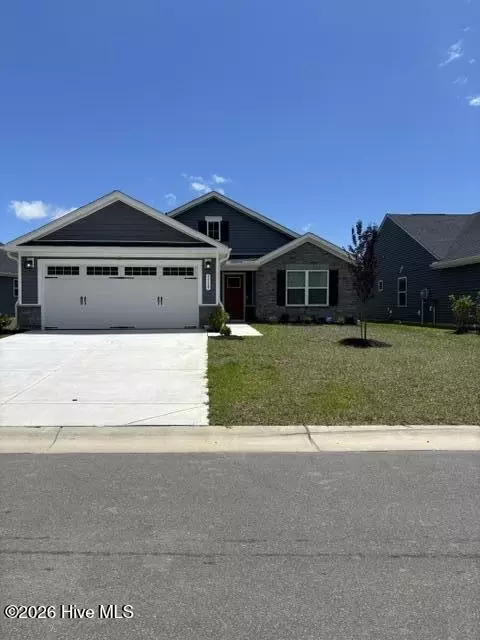 1119 Middle Crest Dr NE, Bolivia, NC 28422
