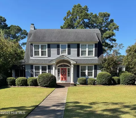1213 Nash St NW, Wilson, NC 27893