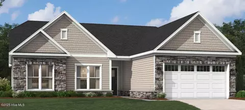 2028 Oakton Dr, Southport, NC 28461