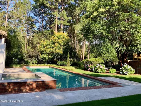 Exterior - 50 Cherry Hill Dr, Pinehurst, NC 28374 photo 17 of 31