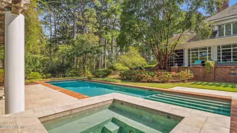 Exterior - 50 Cherry Hill Dr, Pinehurst, NC 28374 photo 14 of 31
