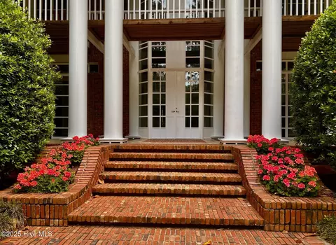 Exterior - 50 Cherry Hill Dr, Pinehurst, NC 28374 photo 1 of 31