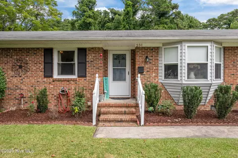 231 Church Rd, Havelock, NC 28532