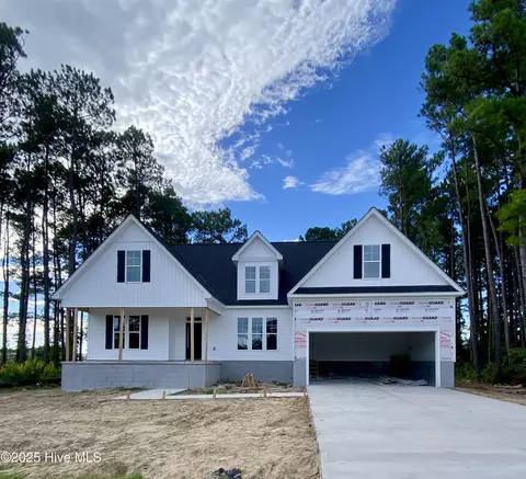 122 Lowery Ln, Swansboro, NC 28584