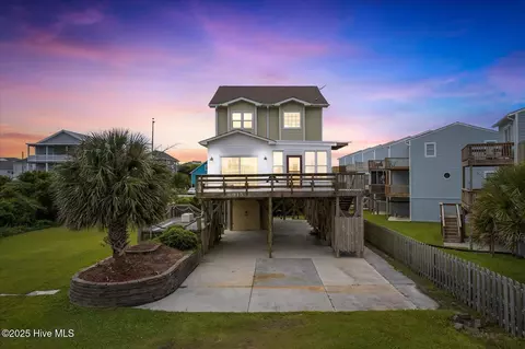 6915 12th Ave, North Topsail Beach, NC 28460