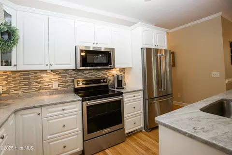 Kitchen - 3 Gingham Pl, Pinehurst, NC 28374 photo 1 of 5