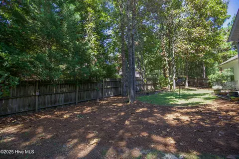 Exterior - 3 Gingham Pl, Pinehurst, NC 28374 photo 6 of 9