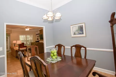 Dining - 3 Gingham Pl, Pinehurst, NC 28374 photo 2 of 4