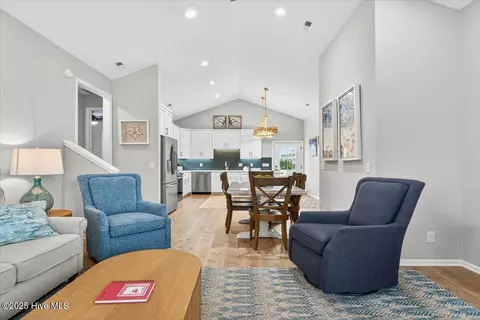 180 E Second St, Ocean Isle Beach, NC 28469 photo 7