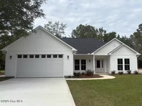 3177 Blue Banks Loop Rd NE, Leland, NC 28451