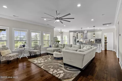 41 Evergreen Ln, Hampstead, NC 28443 photo 9