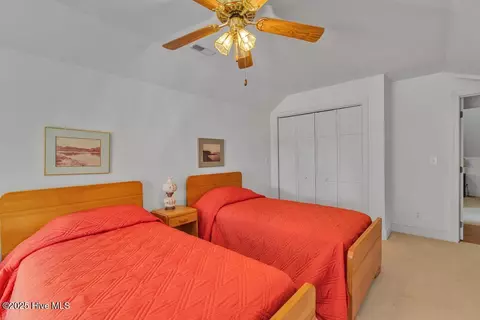 140 Circle Dr, Hampstead, NC 28443 photo 25