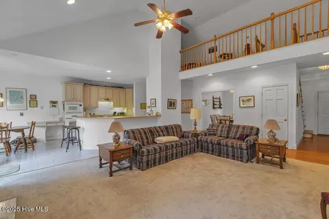 140 Circle Dr, Hampstead, NC 28443 photo 8