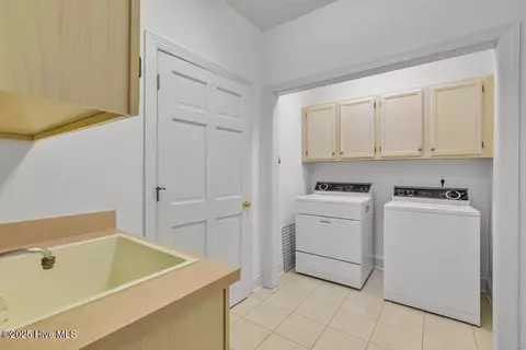 140 Circle Dr, Hampstead, NC 28443 photo 23