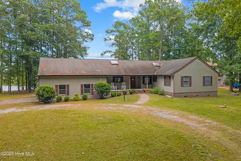 103 Gull Pointe Pointe, New Bern, NC 28562