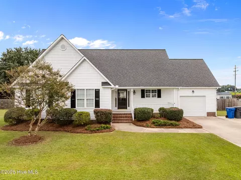 2629 Rosewood Dr, Winterville, NC 28590