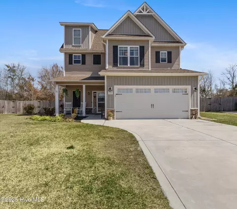 157 Bridgeport Dr, Sneads Ferry, NC 28460