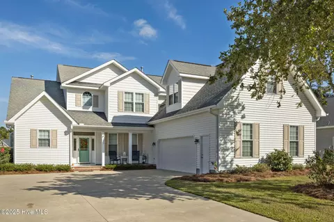 1002 Palmer Way, Morehead City, NC 28557
