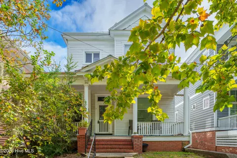 107 S 5th Ave, Wilmington, NC 28401