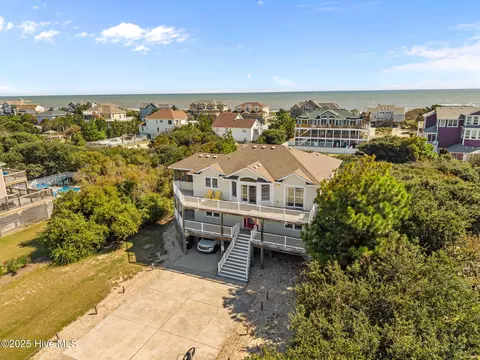 1037 Whalehead Dr, Corolla, NC 27927