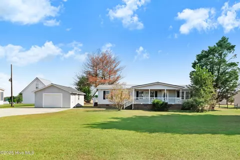 179 Beston Dr, La Grange, NC 28551