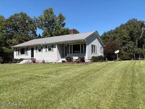 218 W Main St, Biscoe, NC 27209 photo 2